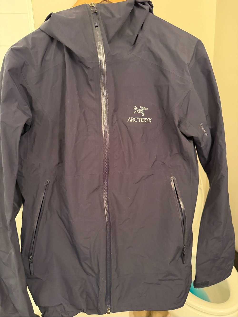Arc'teryx Waterproof Hooded Jacket - Navy Blue - Zeta SL size large